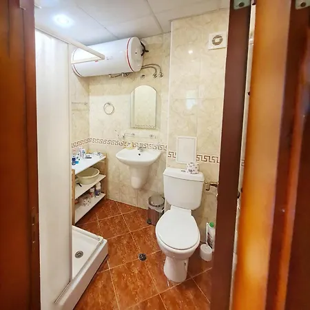 阳光堡垒公寓式酒店 *