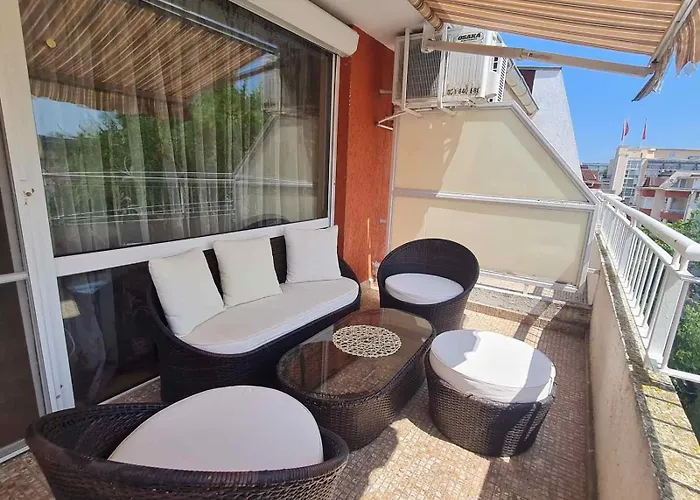 Sunny Apartment Slantschew brjag